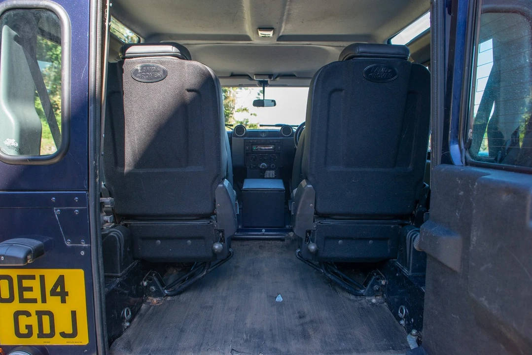 2014 Land Rover Defender 90 - Image 30 of 30