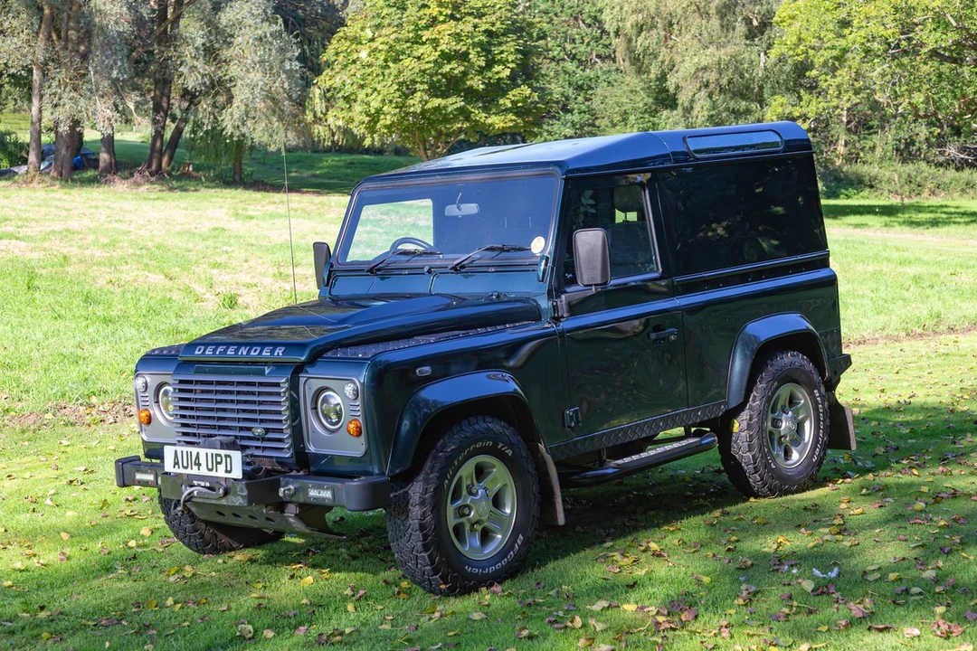 2014 Land Rover Defender 90 - Image 26 of 30