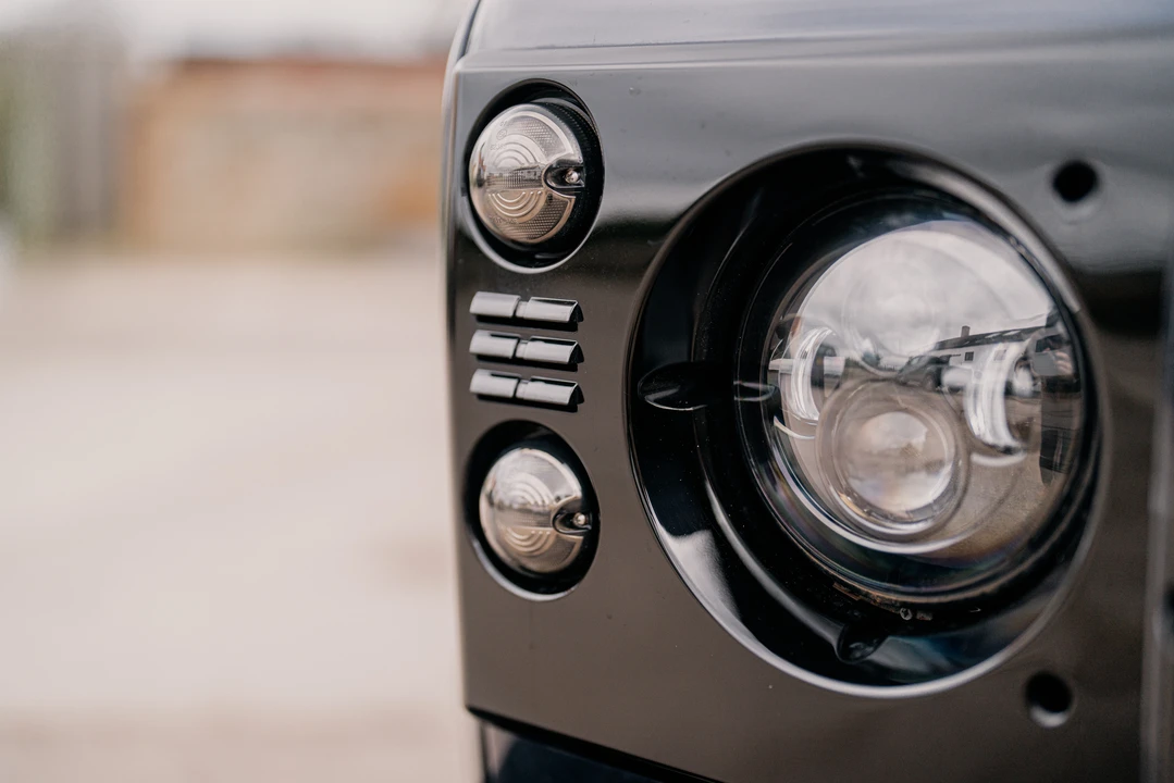 2014 Land Rover Defender 90 - Image 19 of 31