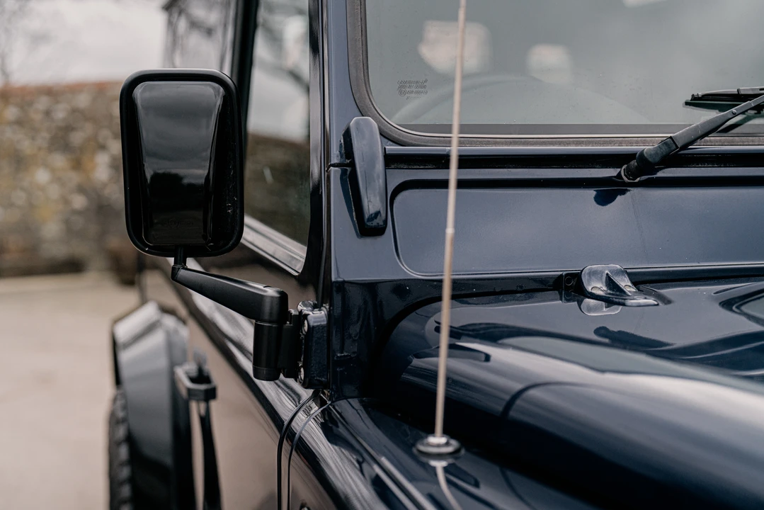 2014 Land Rover Defender 90 - Image 30 of 31