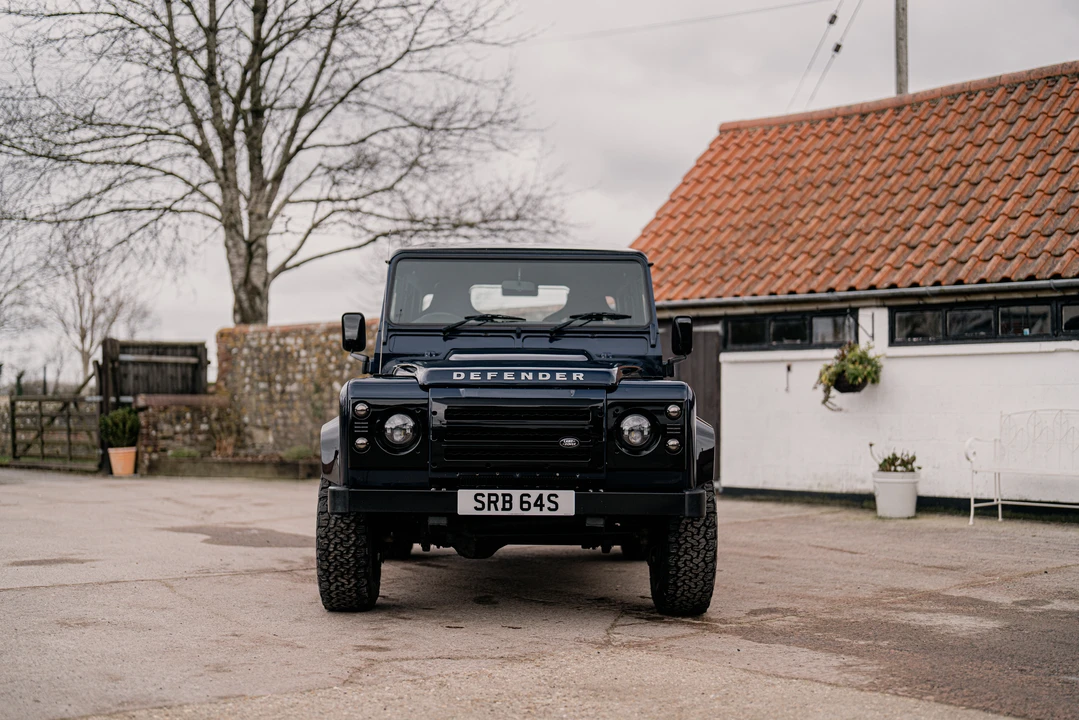 2014 Land Rover Defender 90 - Image 10 of 31