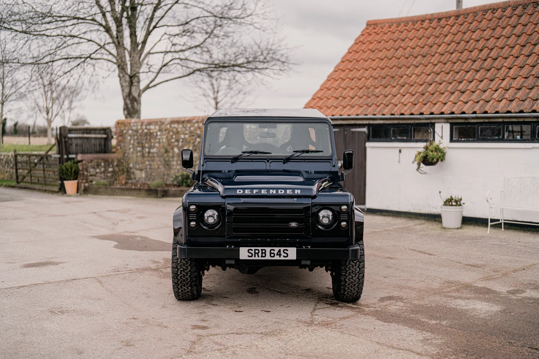 2014 Land Rover Defender 90 - Image 3 of 31