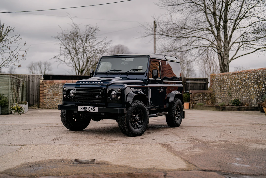 2014 Land Rover Defender 90 - Image 9 of 31
