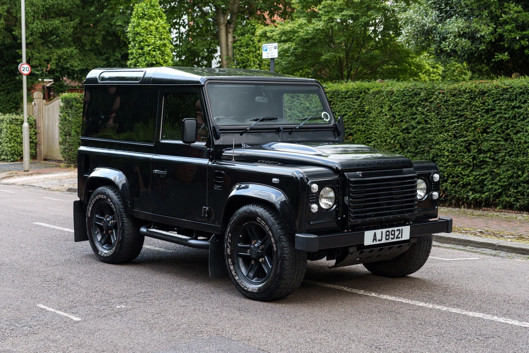 2014 Land Rover Defender 90 - Image 7 of 31
