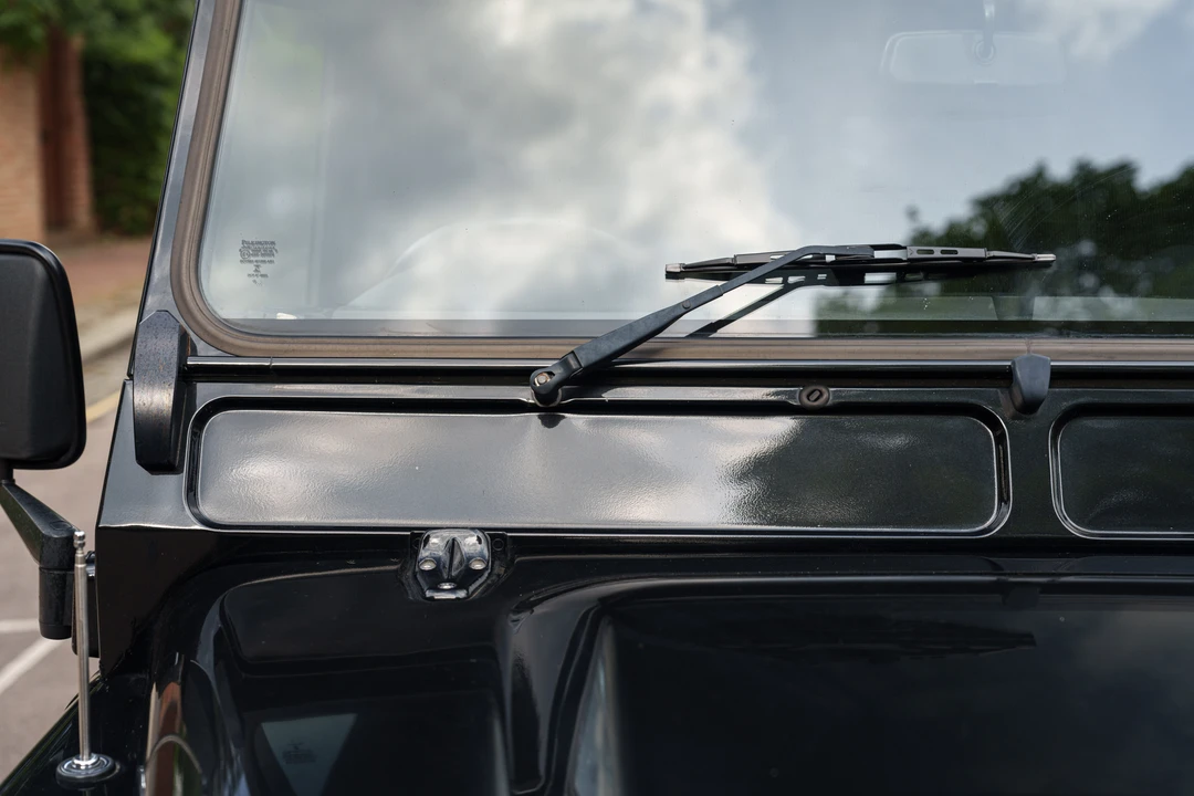 2014 Land Rover Defender 90 - Image 20 of 31