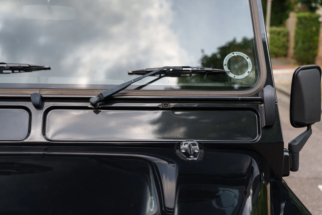 2014 Land Rover Defender 90 - Image 21 of 31
