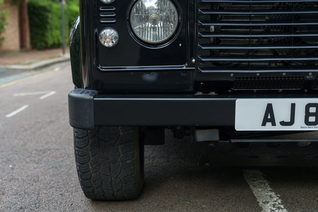 2014 Land Rover Defender 90 - Image 26 of 31
