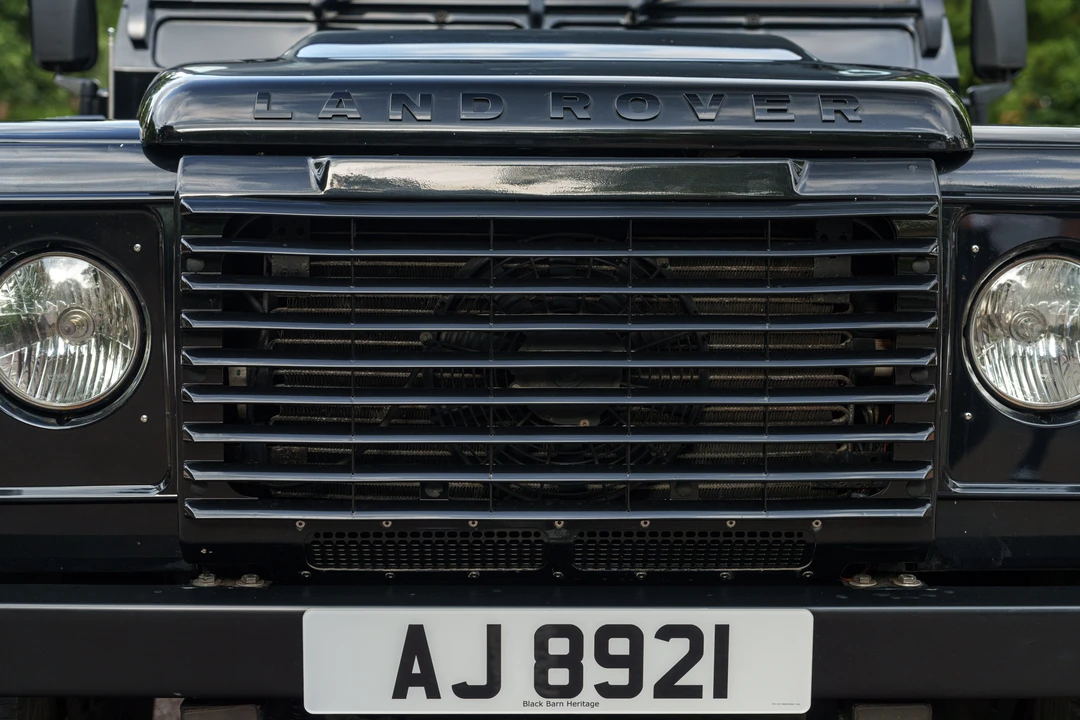 2014 Land Rover Defender 90 - Image 28 of 31