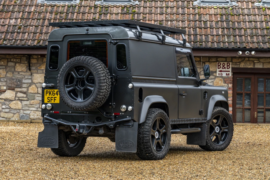 2014 Land Rover Defender 90 - Image 20 of 31