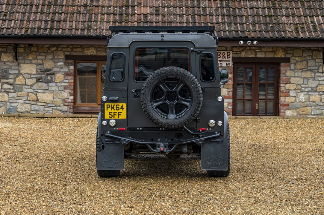 2014 Land Rover Defender 90 - Image 21 of 31