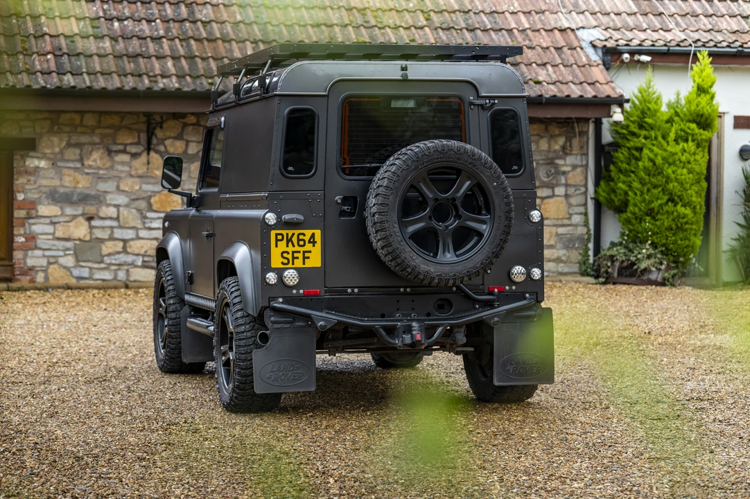 2014 Land Rover Defender 90 - Image 22 of 31