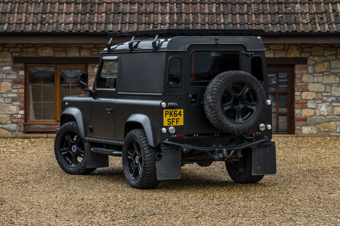 2014 Land Rover Defender 90 - Image 30 of 31