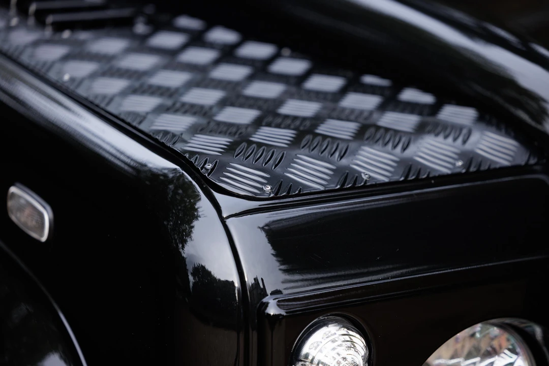 2014 Land Rover Defender 90 - Image 16 of 31