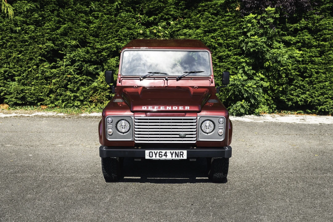 2014 Land Rover Defender 90 - Image 10 of 31
