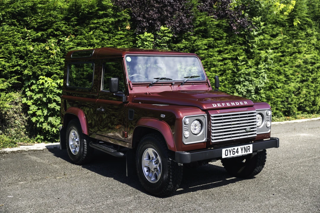 2014 Land Rover Defender 90 - Image 11 of 31
