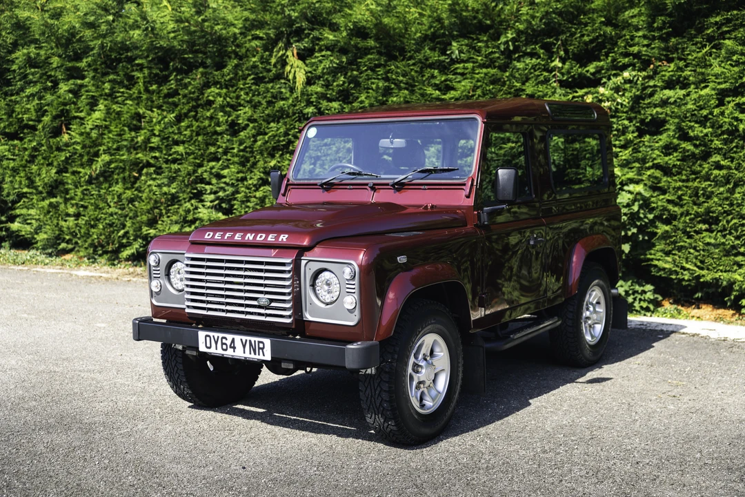 2014 Land Rover Defender 90 - Image 17 of 31