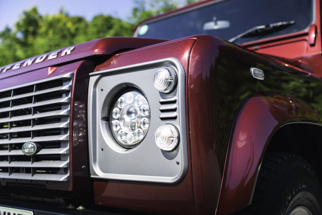2014 Land Rover Defender 90 - Image 21 of 31