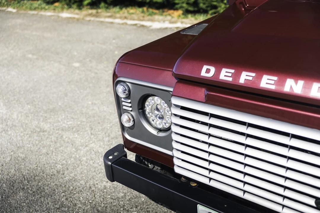 2014 Land Rover Defender 90 - Image 22 of 31