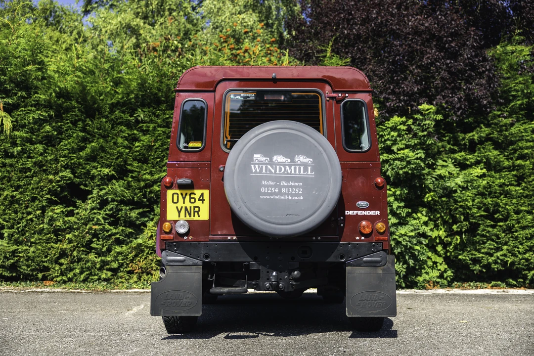 2014 Land Rover Defender 90 - Image 6 of 31