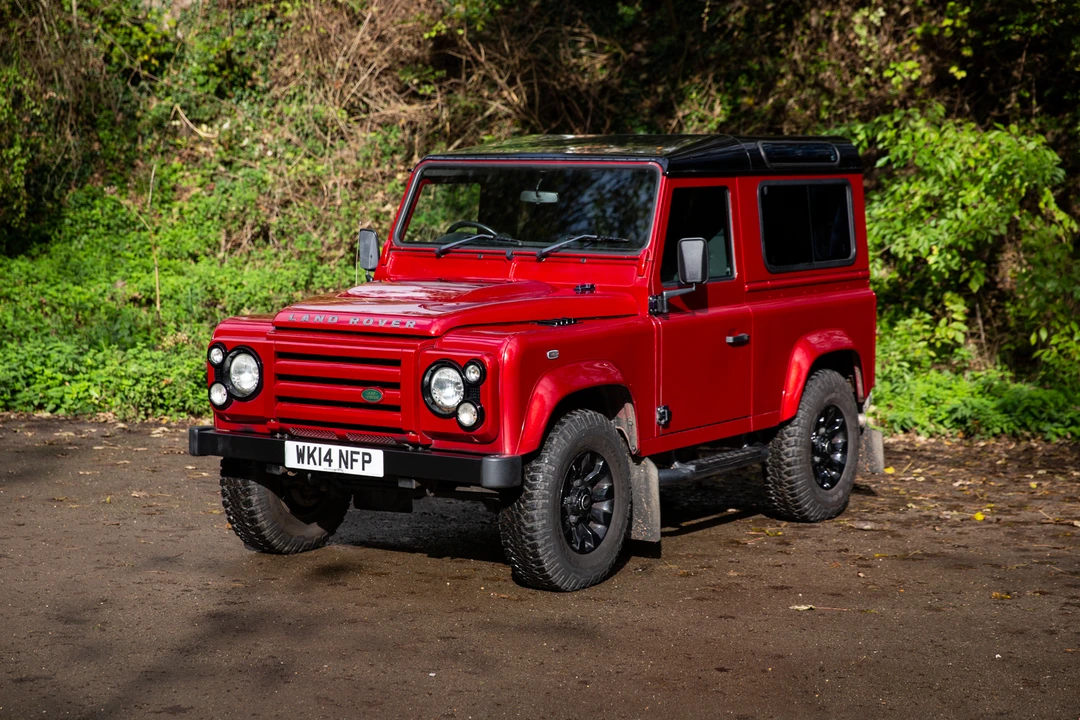 2014 Land Rover Defender 90 - Image 12 of 31