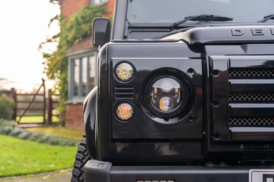 2014 Land Rover Defender 90 - Image 21 of 31