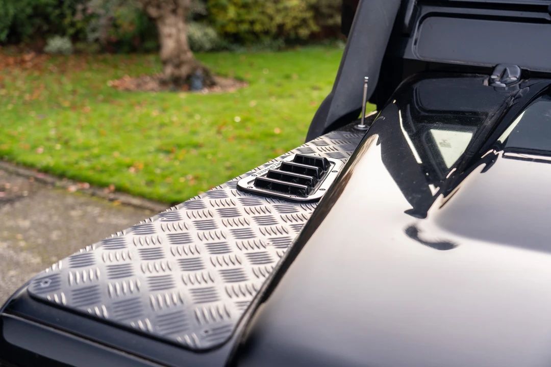 2014 Land Rover Defender 90 - Image 23 of 31