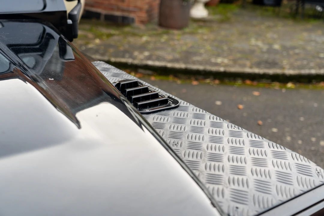 2014 Land Rover Defender 90 - Image 24 of 31