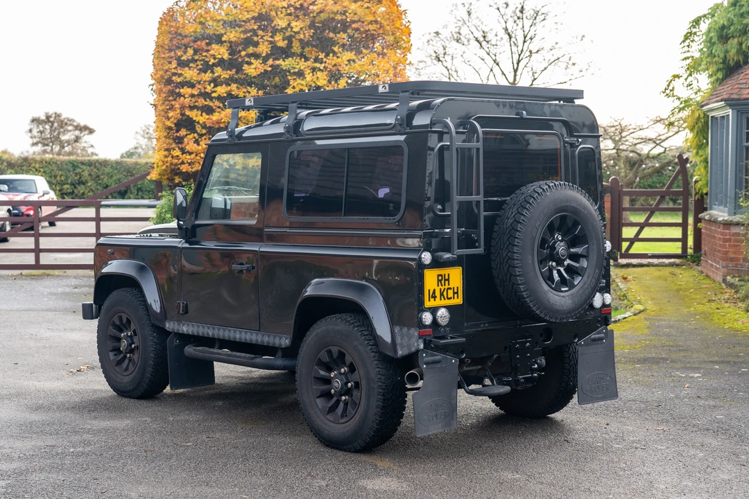 2014 Land Rover Defender 90 - Image 12 of 31