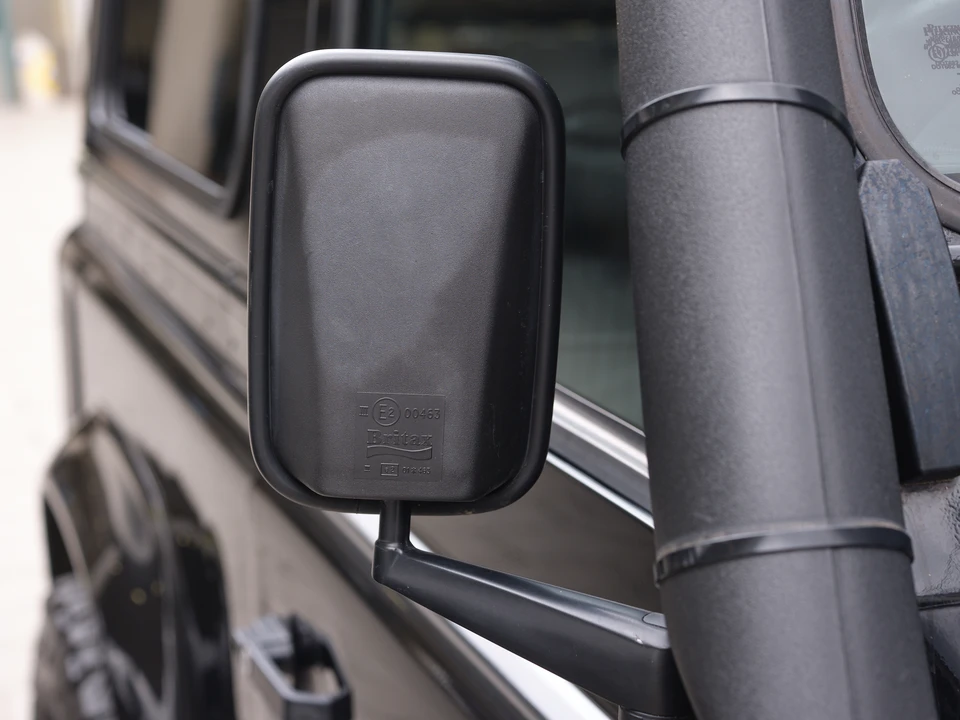 2014 Land Rover Defender 90 - Image 27 of 31