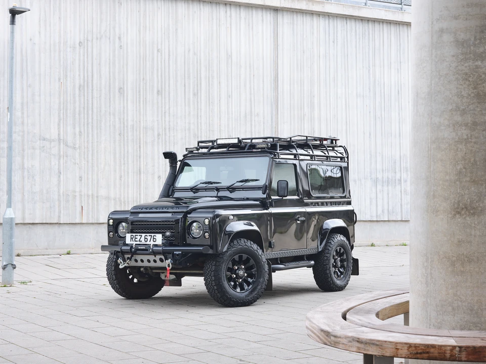 2014 Land Rover Defender 90 - Image 12 of 31