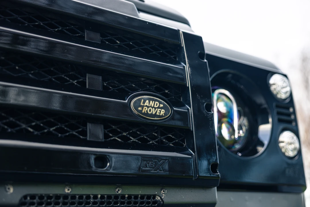 2015 Land Rover Defender 90 - Image 12 of 31