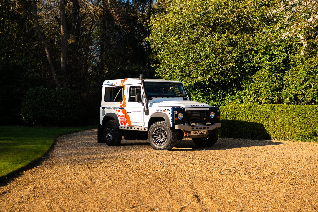 2014 Land Rover Defender 90 - Image 9 of 31