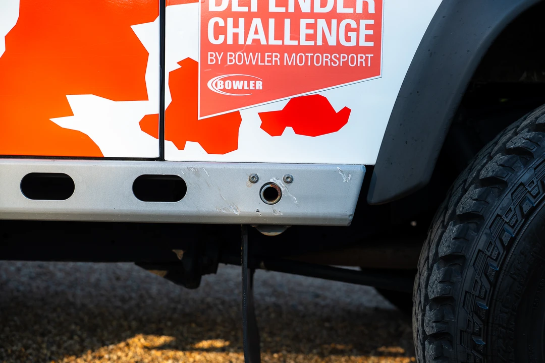 2014 Land Rover Defender 90 - Image 24 of 31