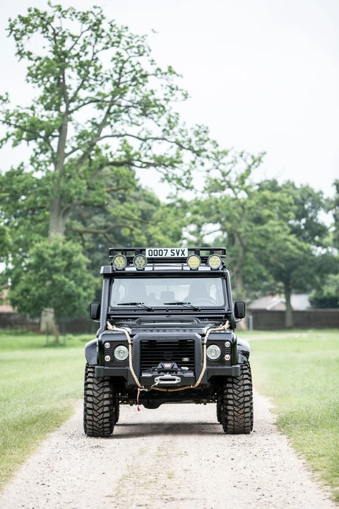 2014 Land Rover Defender 110 - Image 20 of 31