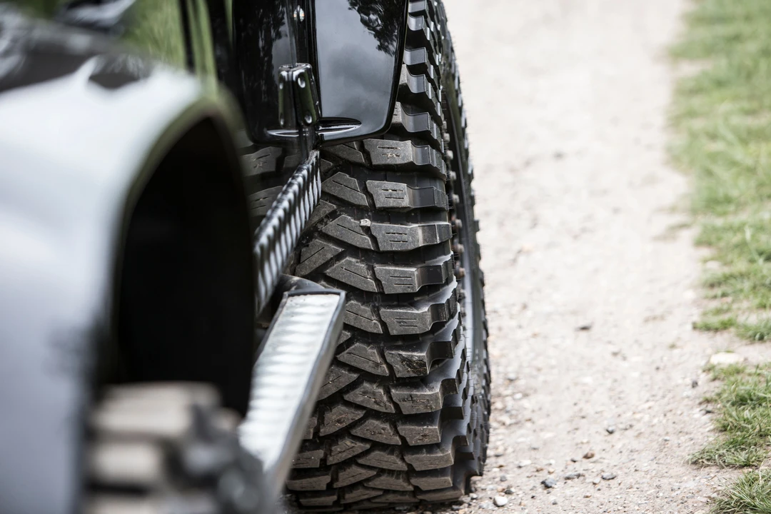 2014 Land Rover Defender 110 - Image 18 of 31