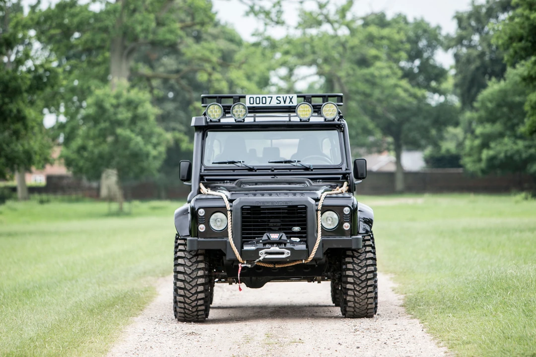 2014 Land Rover Defender 110 - Image 21 of 31