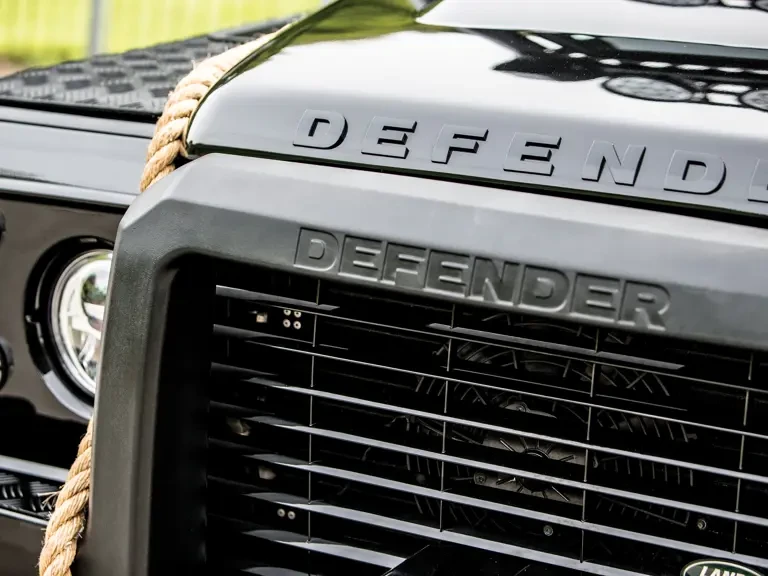 2014 Land Rover Defender 110 - Image 20 of 21