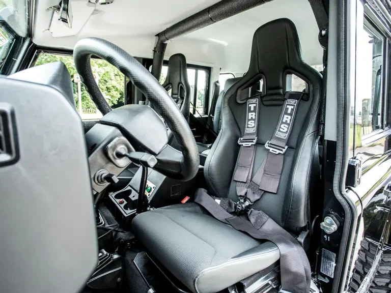 2014 Land Rover Defender 110 - Image 13 of 21
