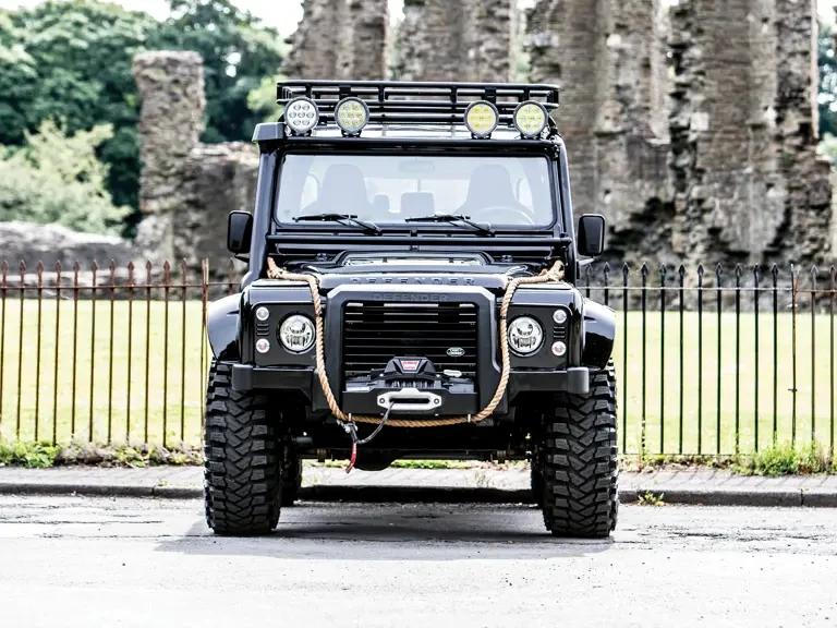 2014 Land Rover Defender 110 - Image 10 of 21