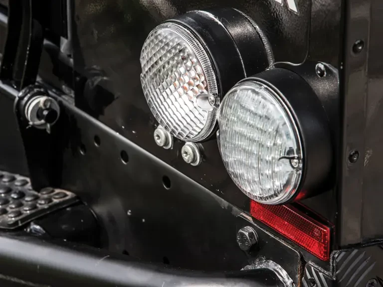 2014 Land Rover Defender 110 - Image 16 of 21
