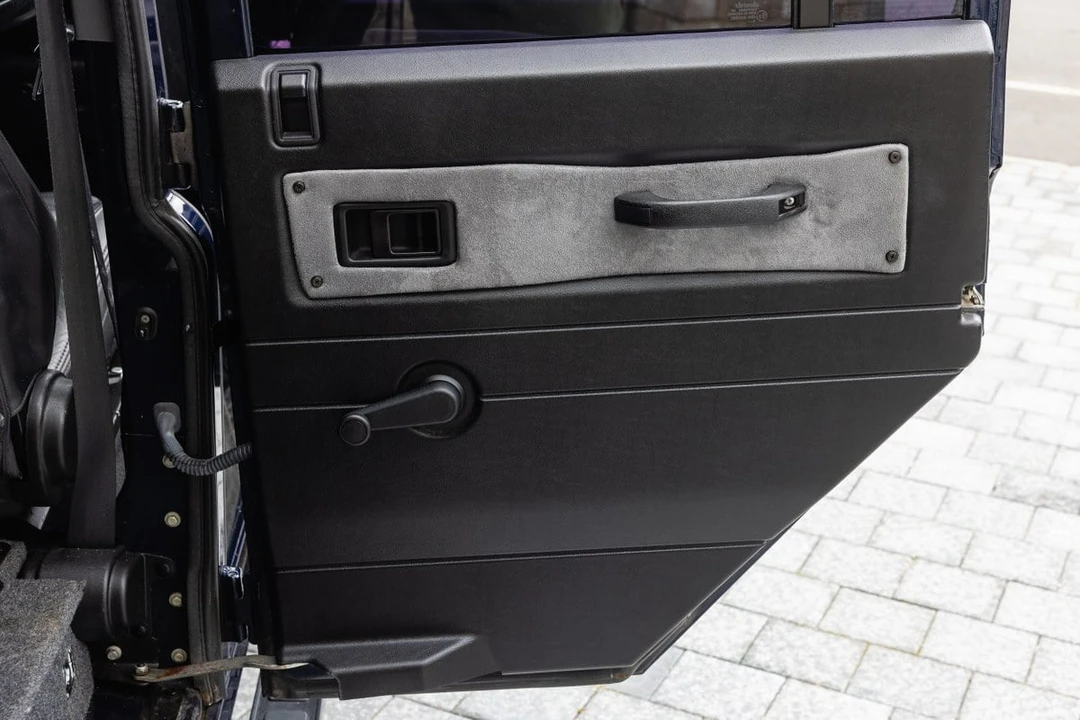 2014 Land Rover Defender 110 - Image 29 of 30