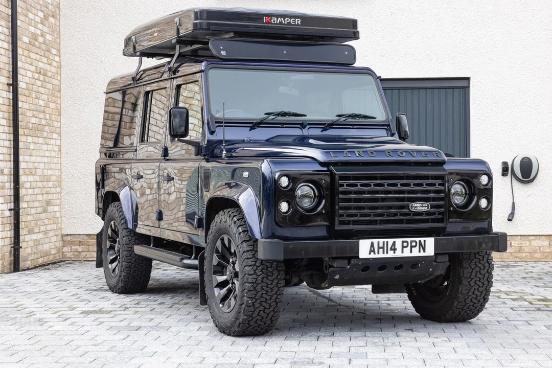 2014 Land Rover Defender 110 - Image 10 of 30