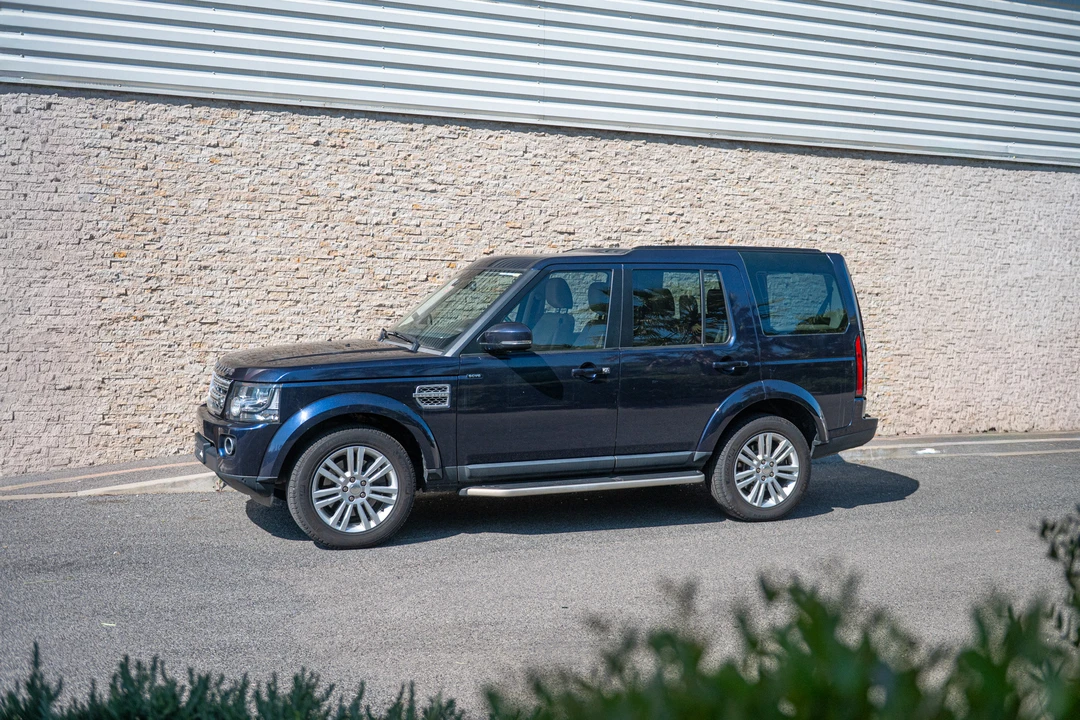 2014 Land Rover Discovery 4th Gen - Image 9 of 31