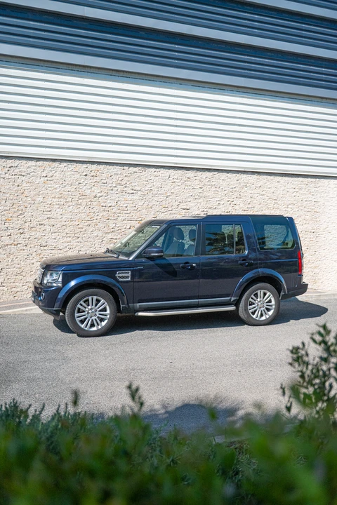 2014 Land Rover Discovery 4th Gen - Image 15 of 31