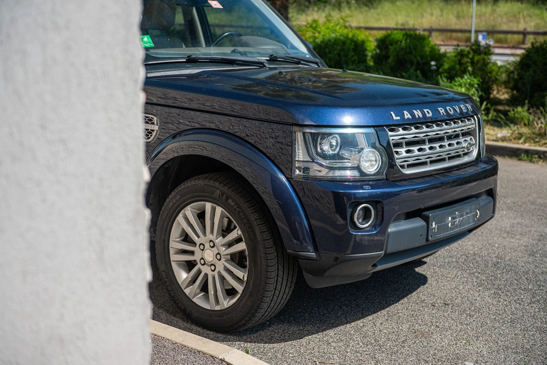 2014 Land Rover Discovery 4th Gen - Image 29 of 31