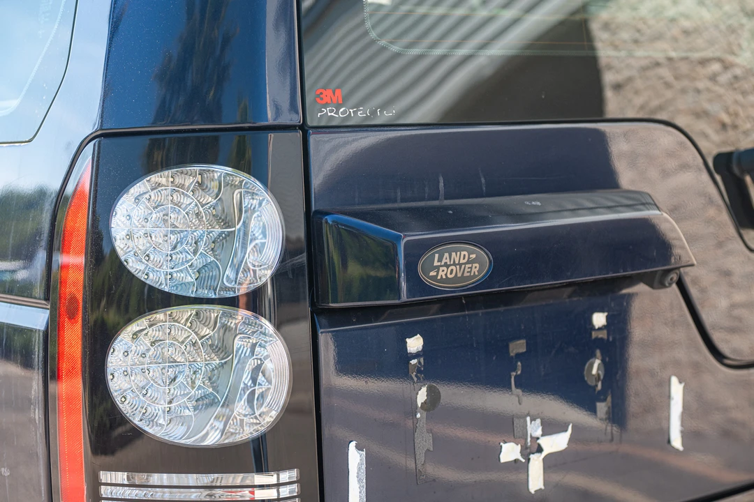 2014 Land Rover Discovery 4th Gen - Image 17 of 31
