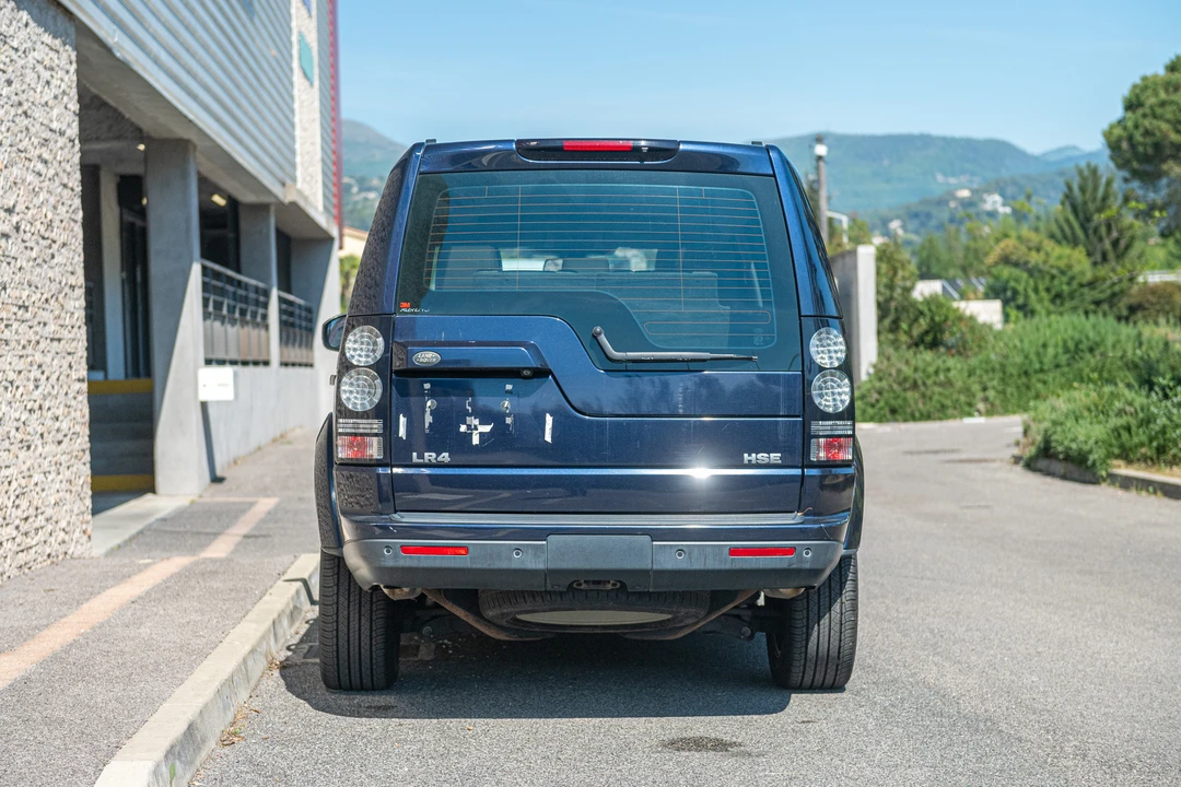 2014 Land Rover Discovery 4th Gen - Image 5 of 31