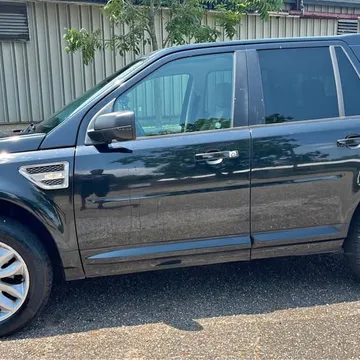 2014 Land Rover LR2 HSE Sport Utility 4D
