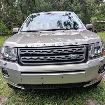 2014 Land Rover LR2 Sport Utility 4D
