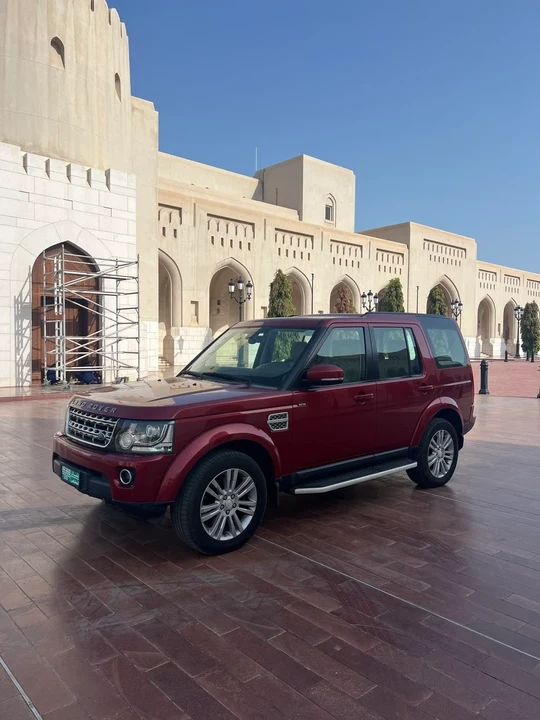 2014 Land Rover Discovery 4th Gen - Image 6 of 31